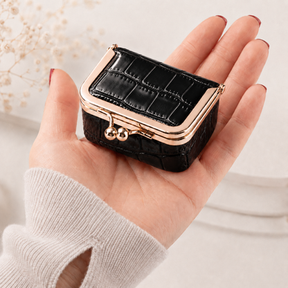 no-repeat center / cover url('https://cdn.shopify.com/s/files/1/0751/2526/0357/files/4_e03c48d6-cbb1-4f68-851f-7e7fe017b8fe.png?v=1785539715')